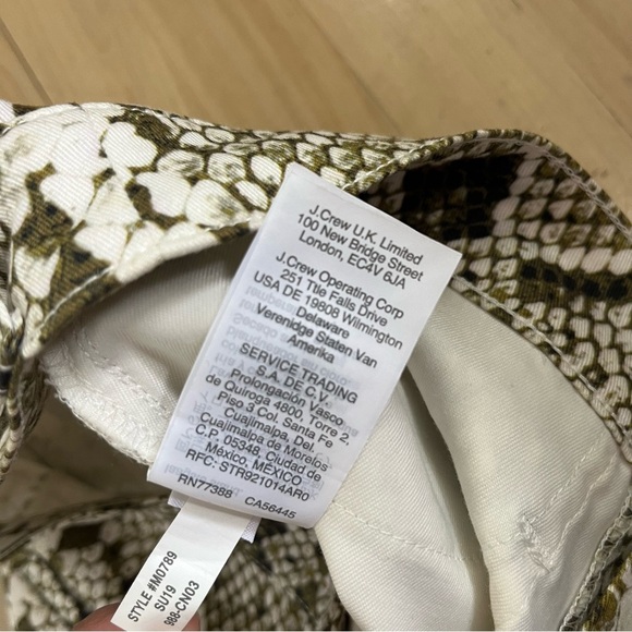 J. Crew Snake Patterned Pants Women Size 28 - Picture 7 of 10